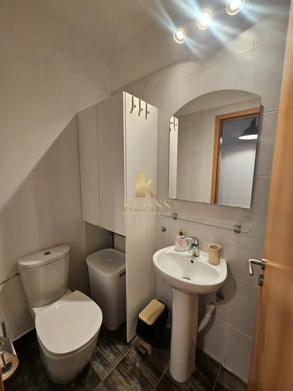Apartament cu 3 camere decomandat, mobilat în Doamna Ghica