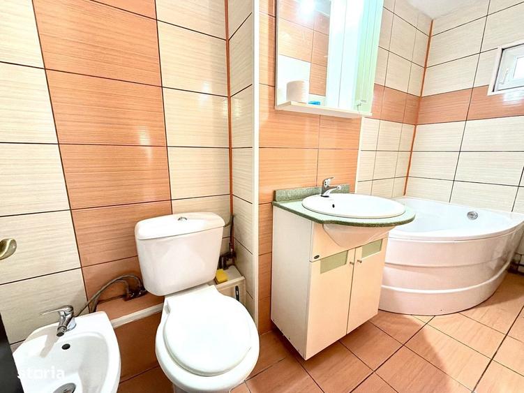 Apartament cu 2 camere decomandat în Ultracentral