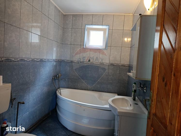 Casă cu 3 camere cu Teren 352 Mp în Central