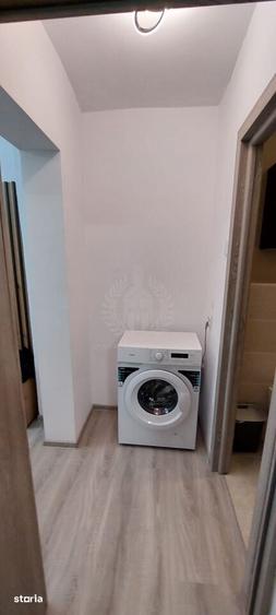 Apartament cu 2 camere, mobilat în Republicii