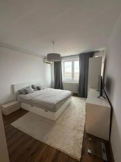 Apartament cu 2 camere decomandat în Vest