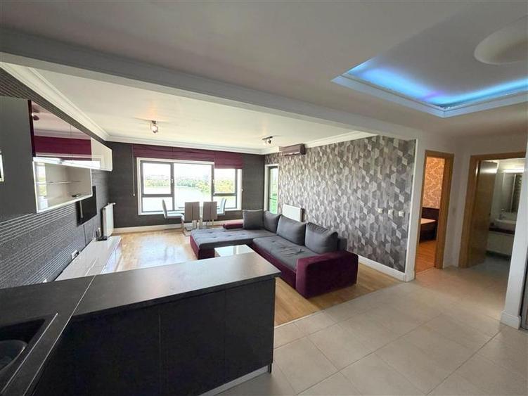 Apartament cu 2 camere semidecomandat în Tei