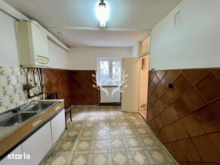 Apartament cu 3 camere, pregatit pentru renovare in Zorilor - 5