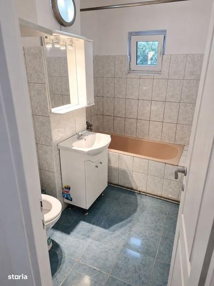 Apartament cu 2 camere decomandat în Soarelui