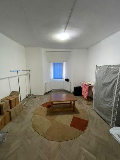 Apartament cu 3 camere în Unirii