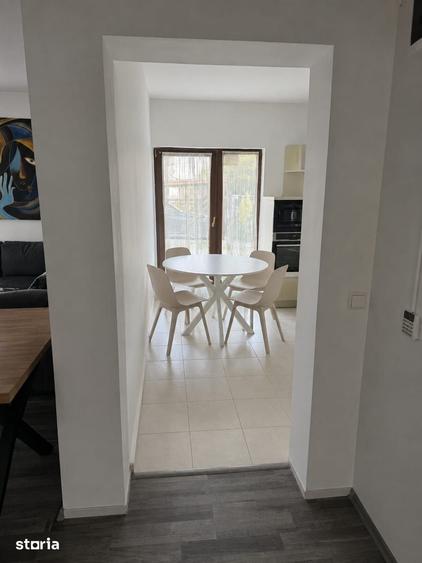 Casă cu 4 camere cu Teren 300 Mp în Crevedia