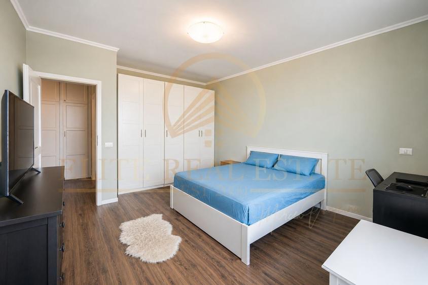 Apartament cu 3 camere decomandat, mobilat în Poarta 6