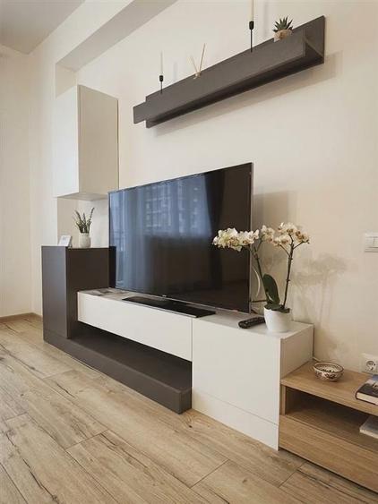 Apartament cu 3 camere decomandat, mobilat în Tractorul