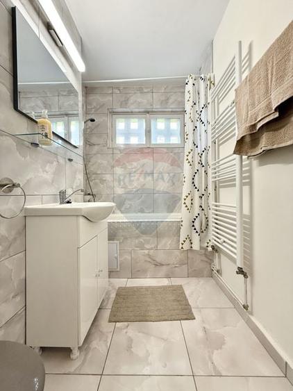Apartament cu 4 camere decomandat, mobilat în Gheorgheni