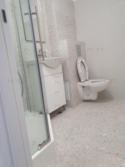 Apartament cu 4 camere decomandat, mobilat în Dristor