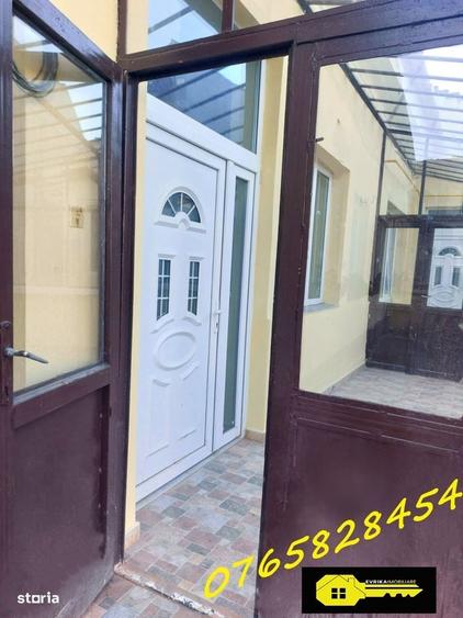 Casă cu 3 camere cu Teren 425 Mp în Central