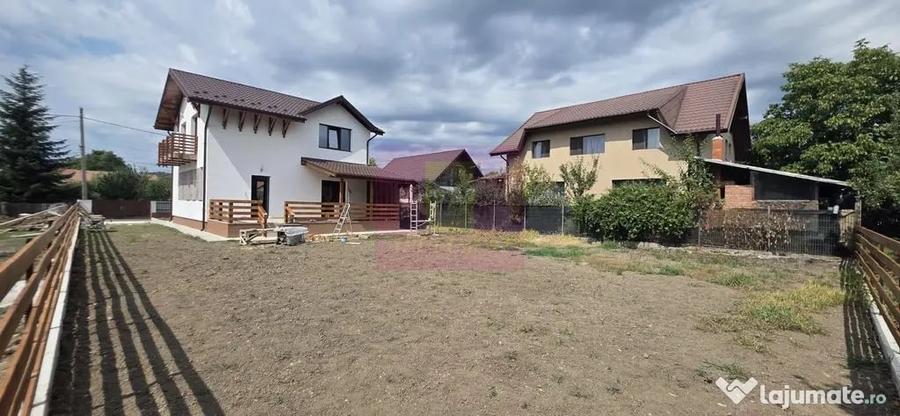 Vila cu 4 camere de vanzare in Brebu - Brebu (Prahova) - 7