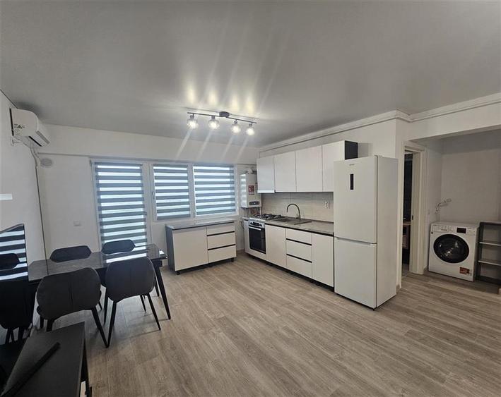 Apartament cu 2 camere decomandat, mobilat în Copou