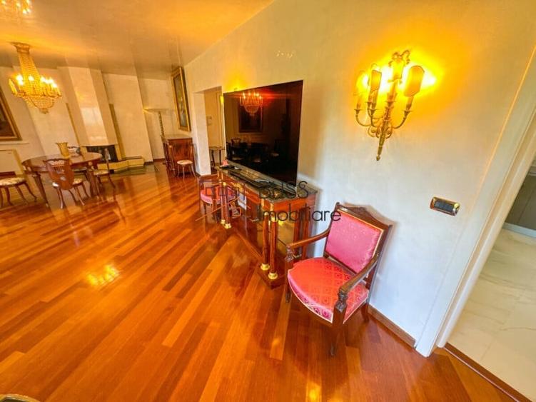 Apartament cu 4 camere decomandat în Primăverii