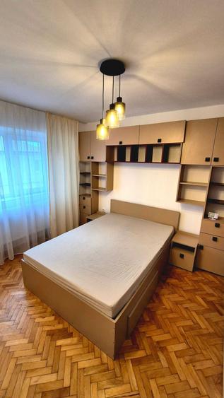 Apartament cu 2 camere decomandat în Exterior Vest