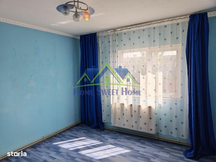 Apartament cu 3 camere decomandat în Bunești
