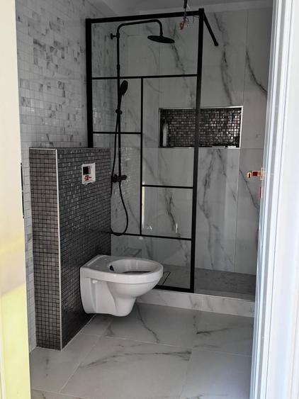 Casă cu 4 camere cu Teren 180 Mp în Domenii
