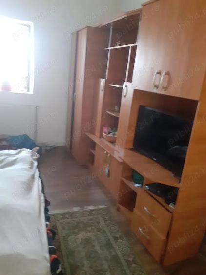 Casă cu 3 camere cu Teren 1906 Mp în Gelu