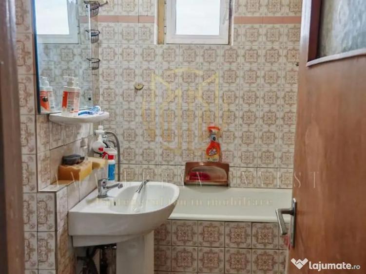 Apartament cu 4 camere decomandat în Pantelimon