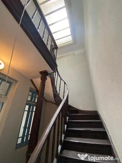 Apartament cu 4 camere decomandat în Ultracentral