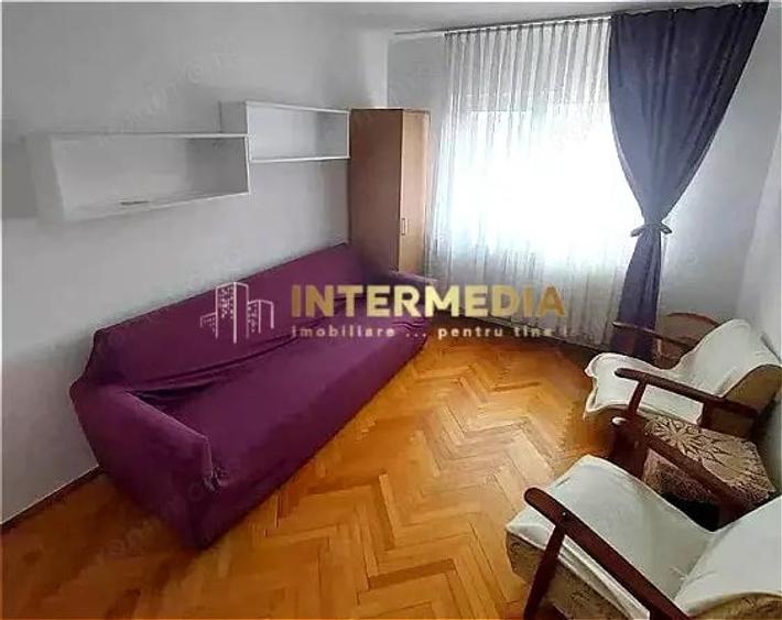 Apartament cu 3 camere decomandat în Tolstoi