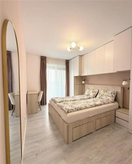 Apartament cu 2 camere decomandat, mobilat în Aradului