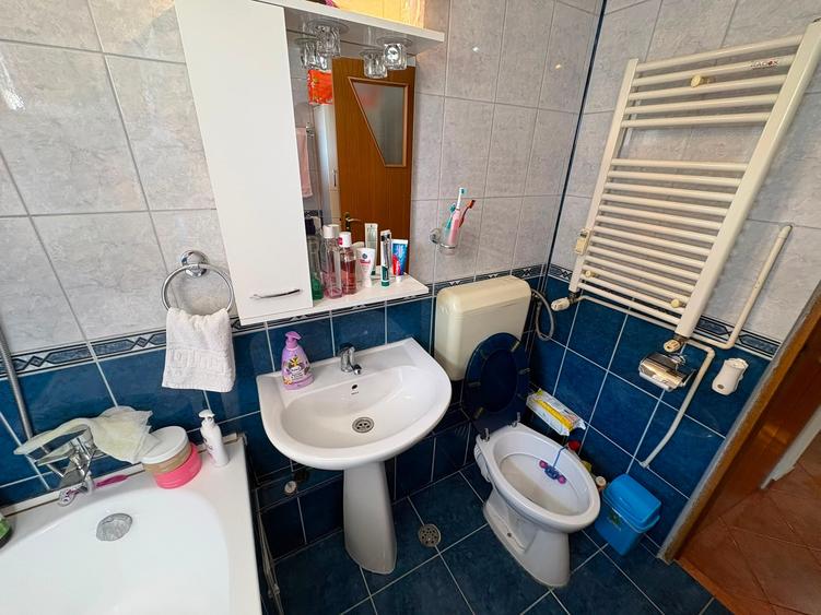 Apartament cu 3 camere decomandat în Nicolae Grigorescu