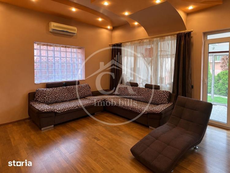 Casă cu 5 camere decomandat cu Teren 298 Mp în Rogerius