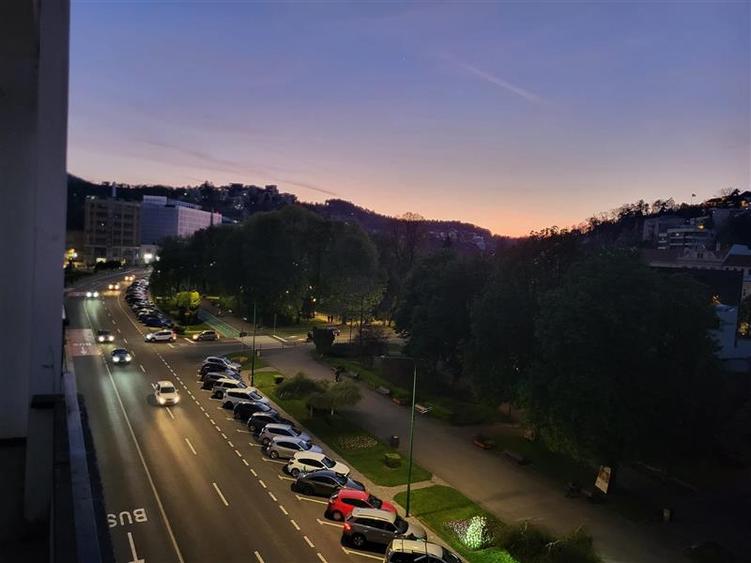Apartament cu 2 camere semidecomandat în Ultracentral