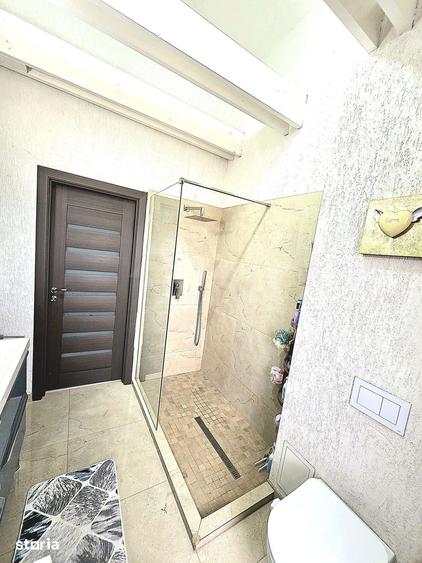 Apartament cu 3 camere, mobilat în Unirii