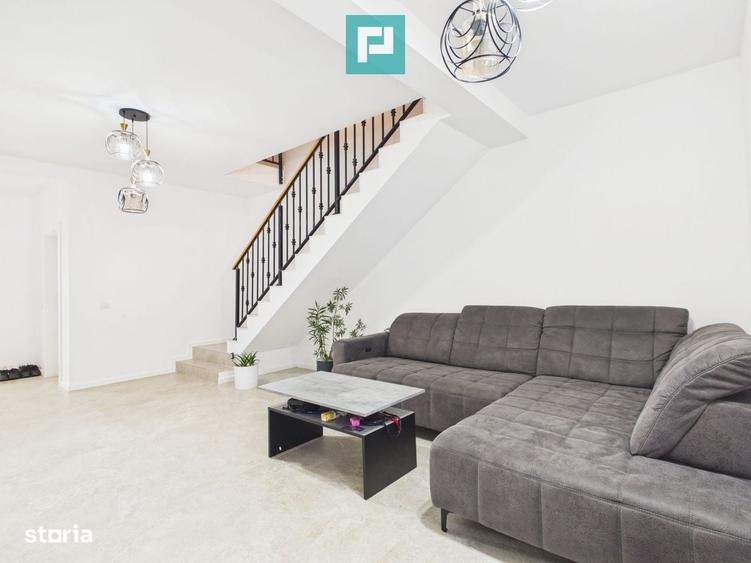 Casă cu 4 camere cu Teren 366 Mp în Sânandrei