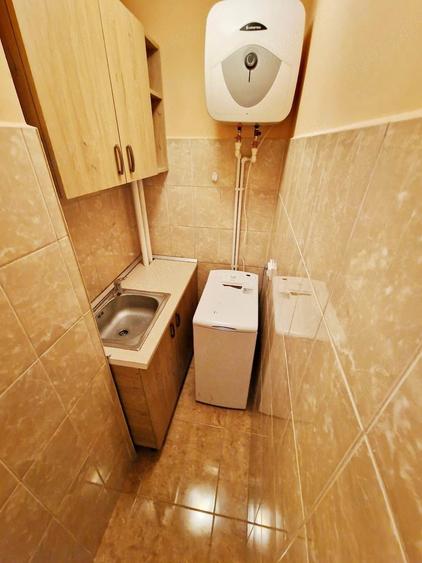 Apartament cu 2 camere decomandat în Ultimul leu