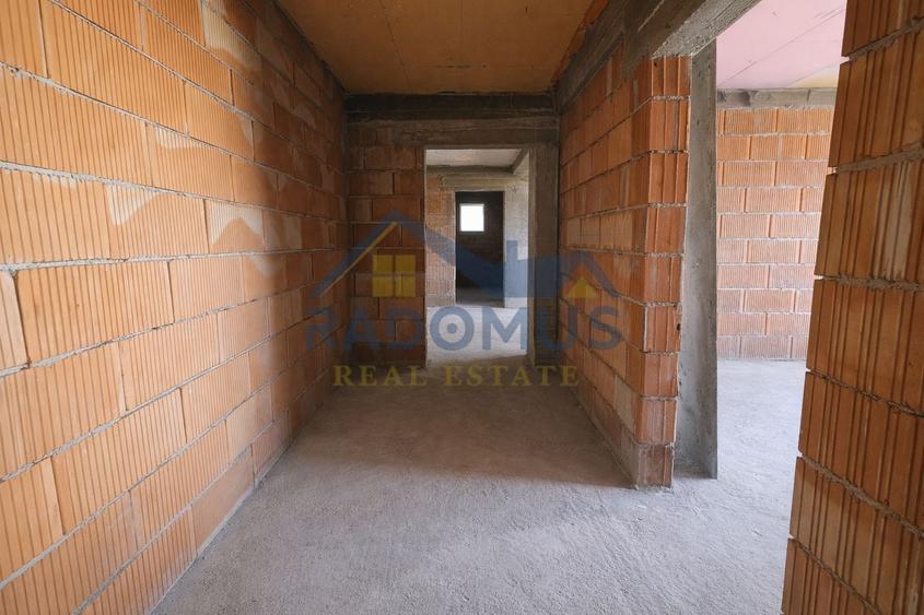 Proiect rezidențial–Ploiești-7 Apartamente - Zona parcare-Loc de Joacă - 11