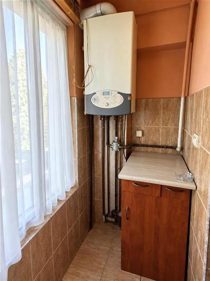 Apartament cu 2 camere decomandat în Valea Aurie