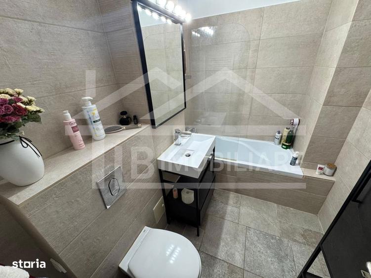 Apartament cu 3 camere decomandat în Sângeorgiu de Mureș