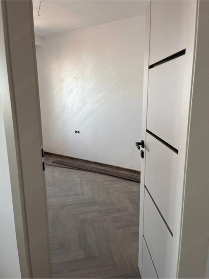 Apartament cu 2 camere decomandat în Florești