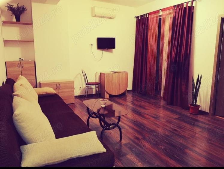 Apartament cu 3 camere decomandat în UTA