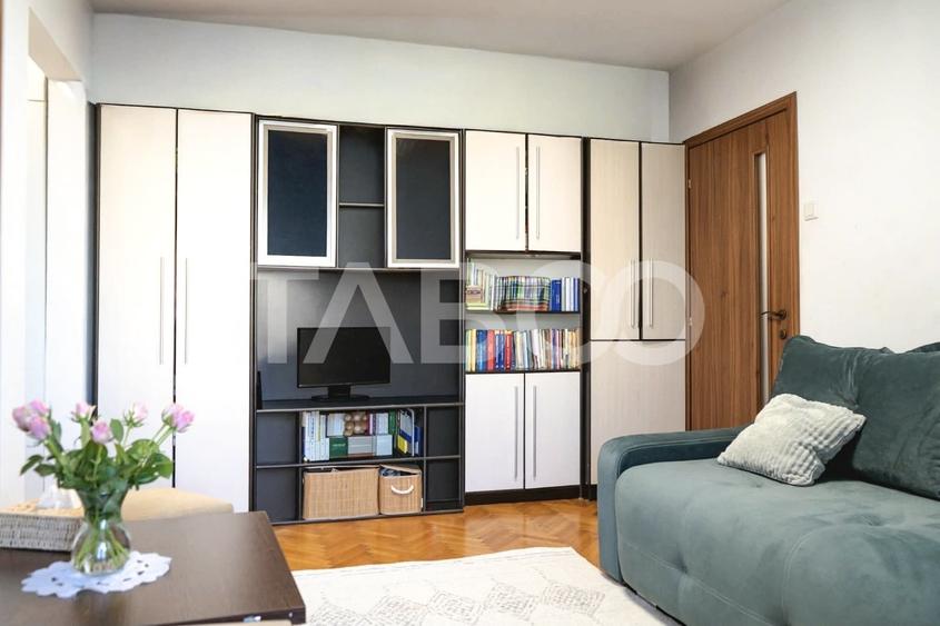 Apartament cu 2 camere semidecomandat, mobilat în Gheorgheni