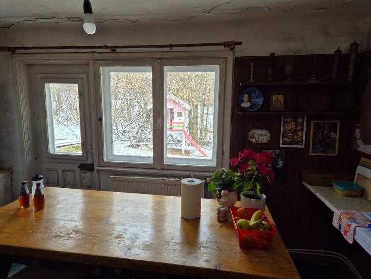 Casă individuală cu 5 camere cu Teren 5950 Mp în Câmpina