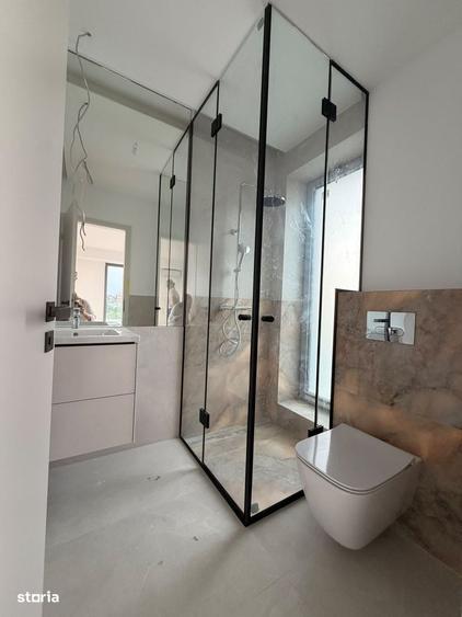 Apartament cu 4 camere în Mihai Bravu