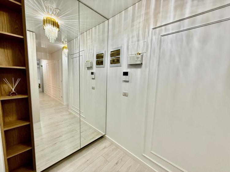 Apartament cu 3 camere decomandat în Nicolina