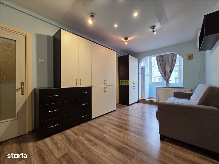Apartament cu 2 camere semidecomandat în Uzina 2