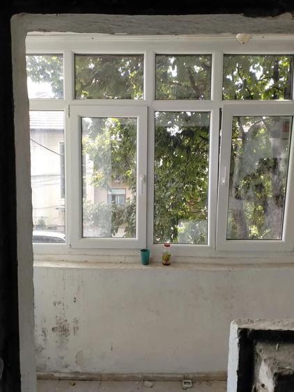 Proprietar, vand apartament cu 2 camere, decomandat, et1 - 6