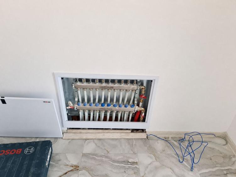 Casă individuală cu 4 camere cu Canalizare în Vorovești