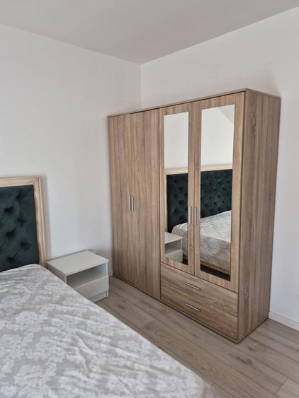 Apartament cu 3 camere în Bună Ziua