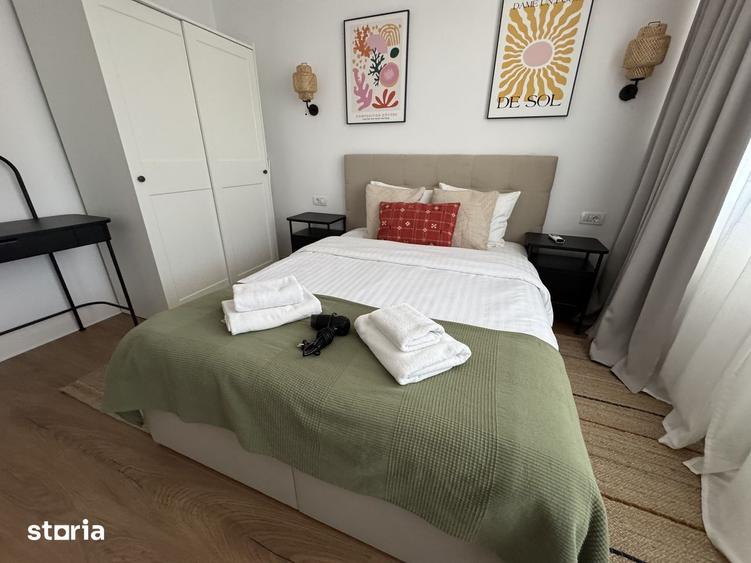 Apartament cu 2 camere semidecomandat, mobilat în Universitate