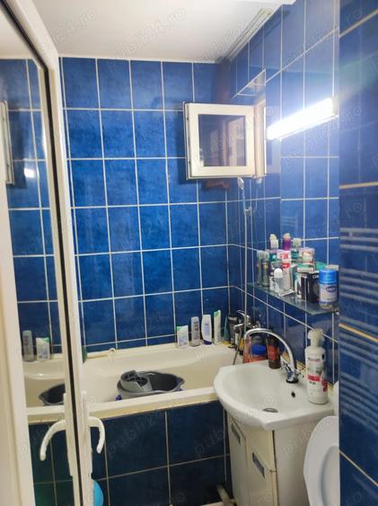 Apartament cu 2 camere decomandat în Petros