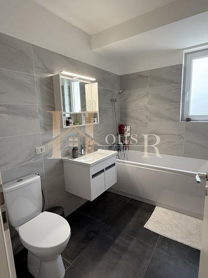 Apartament cu 3 camere semidecomandat, mobilat în Giroc