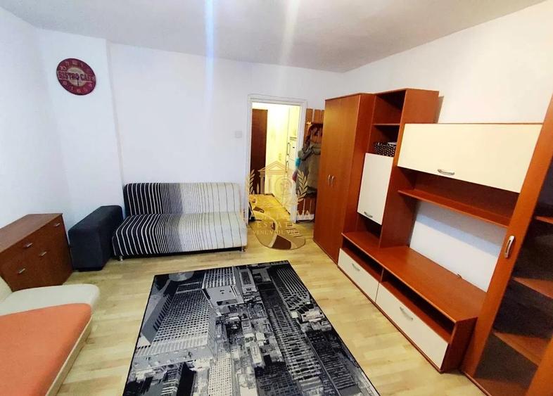 Garsonieră decomandată, mobilată în Gheorgheni