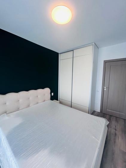 Apartament cu 2 camere semidecomandat în Florești